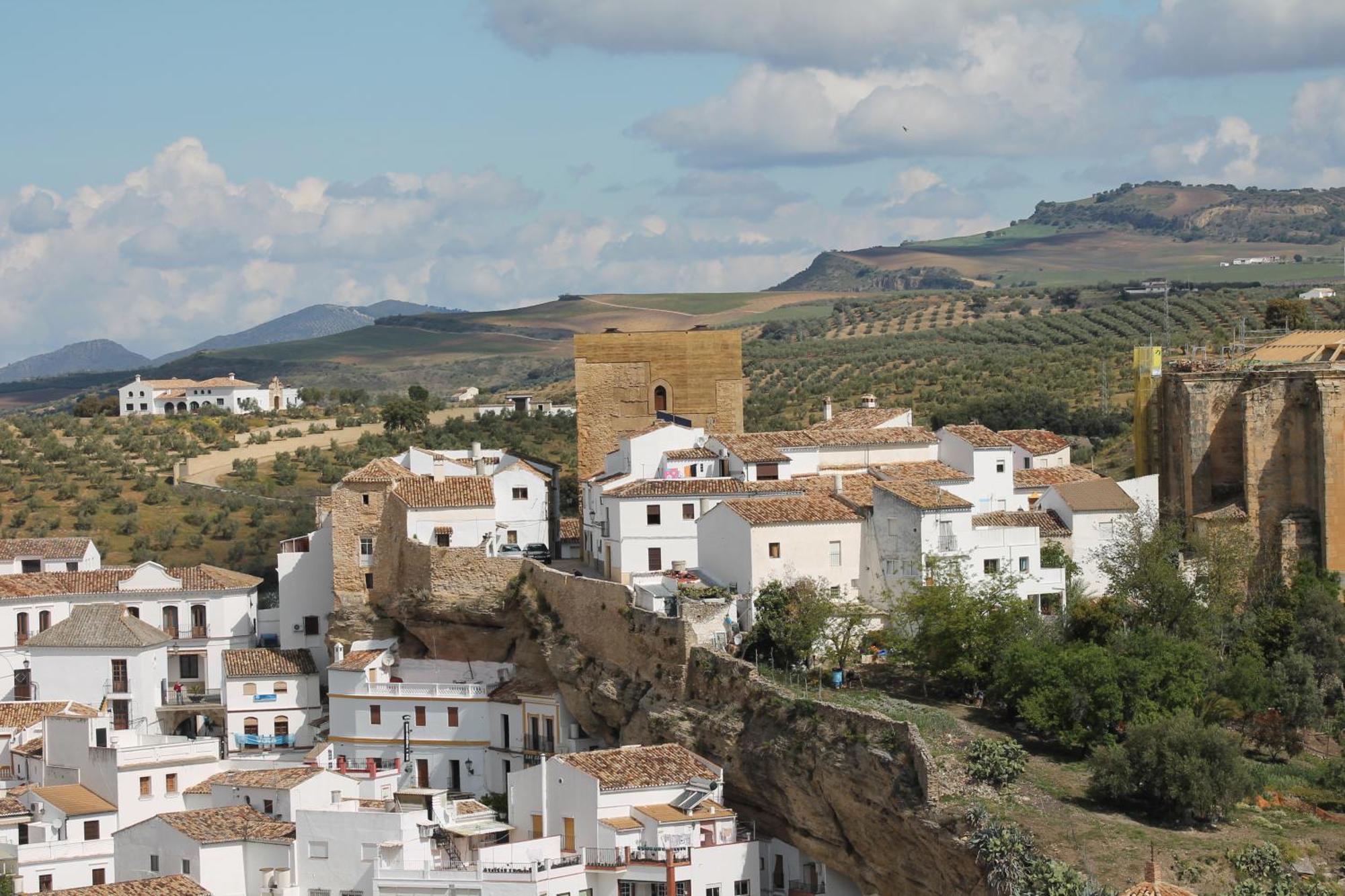 Hotel Tugasa El Almendral Setenil De Las Bodegas Bagian luar foto